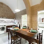 Casa Florean Centro Storico Holiday home Lecce